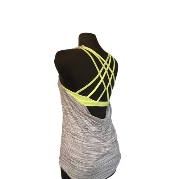 Lululemon Slay The Studio 2-In-1 Tank *Medium Support B/C Cup - Picture 4 of 10